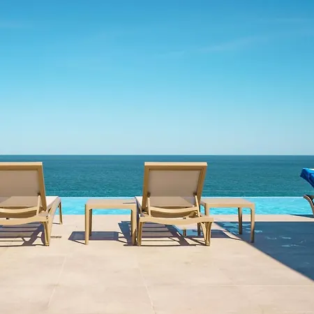 Afrodita Infinity Pool&spa Mamaia Nord アパート ナボダリ