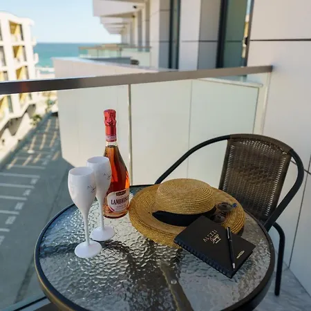 Afrodita Infinity Pool&spa Mamaia Nord Apartment *