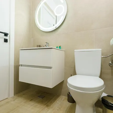 Afrodita Infinity Pool&spa Mamaia Nord *